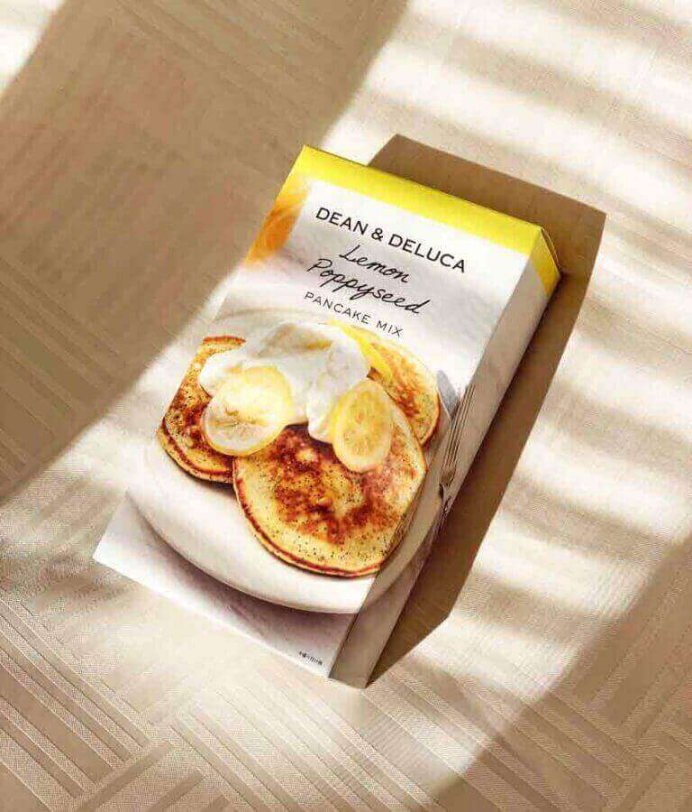 ギリシャヨーグルトレモンポピーシードパンケーキのレシピ